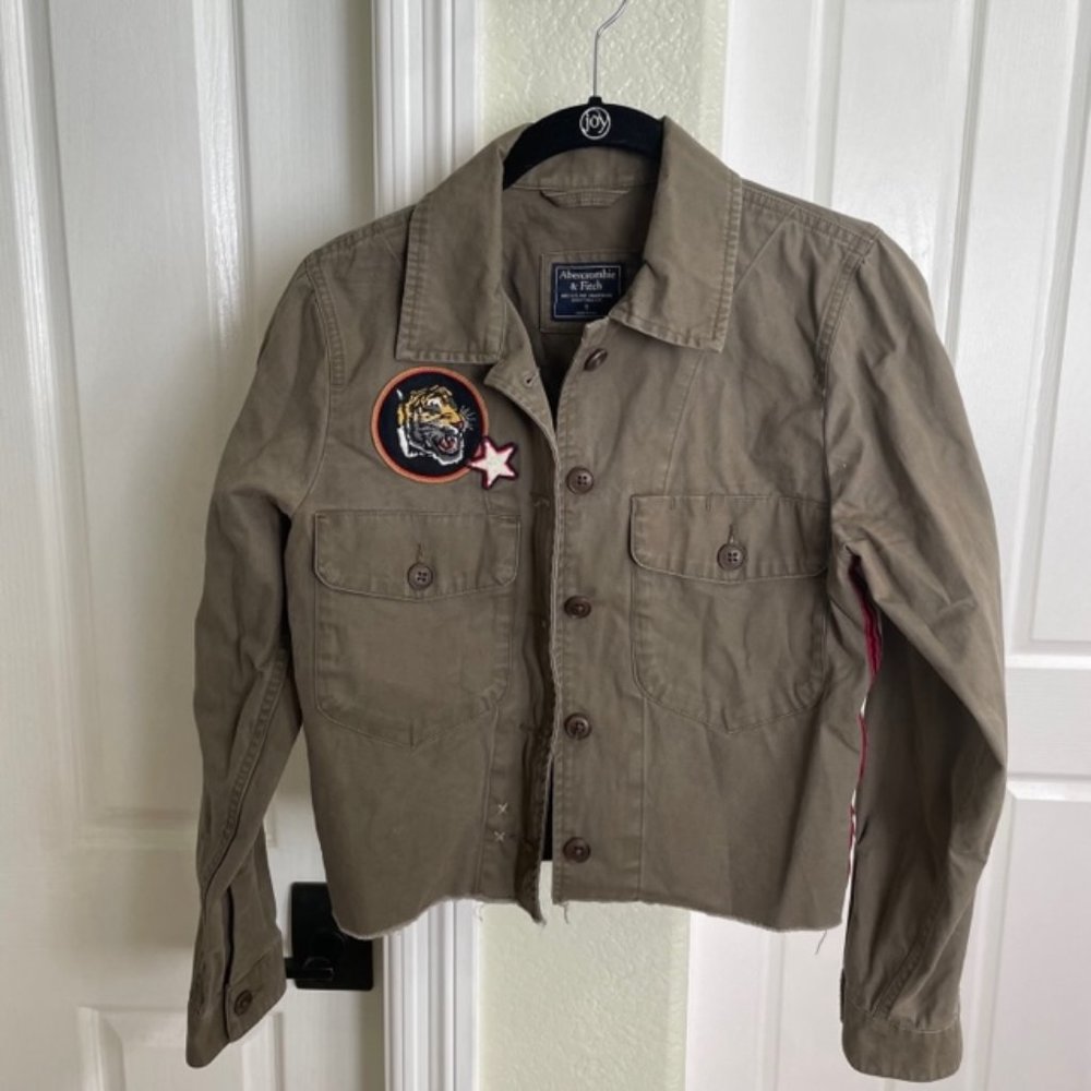 Abercrombie Cropped Utility Jacket